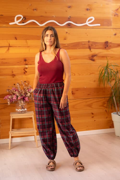Casual 25 Otoño 019 - Top punto tirantes burdeos