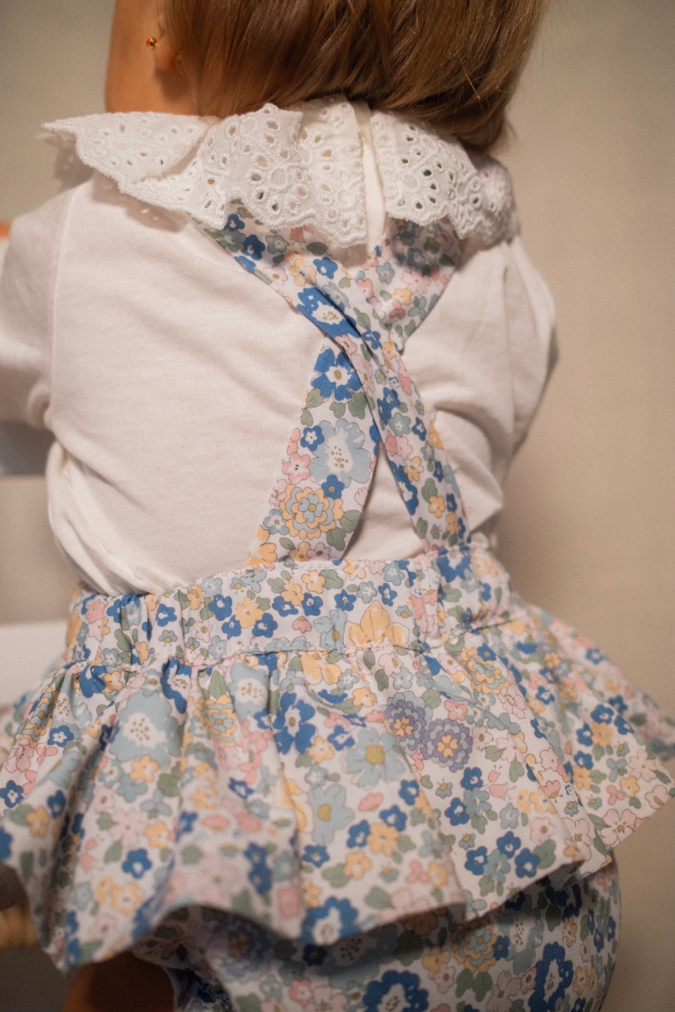Culetin tirantes flores azules - Imagen 5