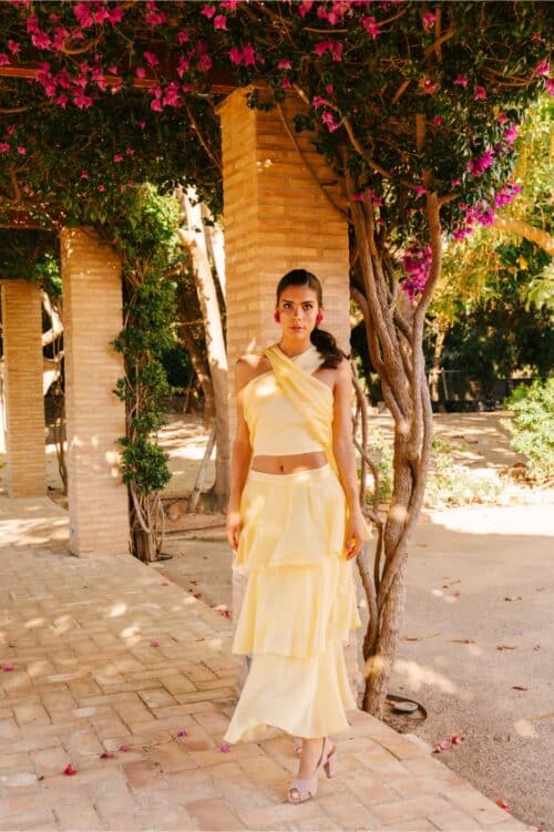 Conjunto top y falda amarillo